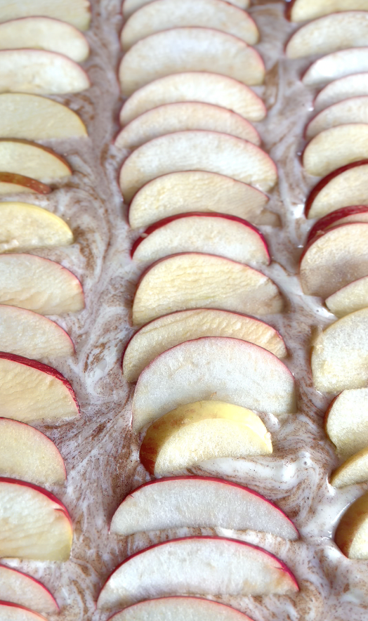 Apfel auf Teig